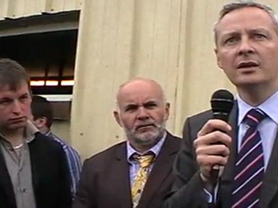 LE MINISTRE DE L'AGRICULTURE N'ABANDONNERA PAS L'ELEVAGE BOVIN