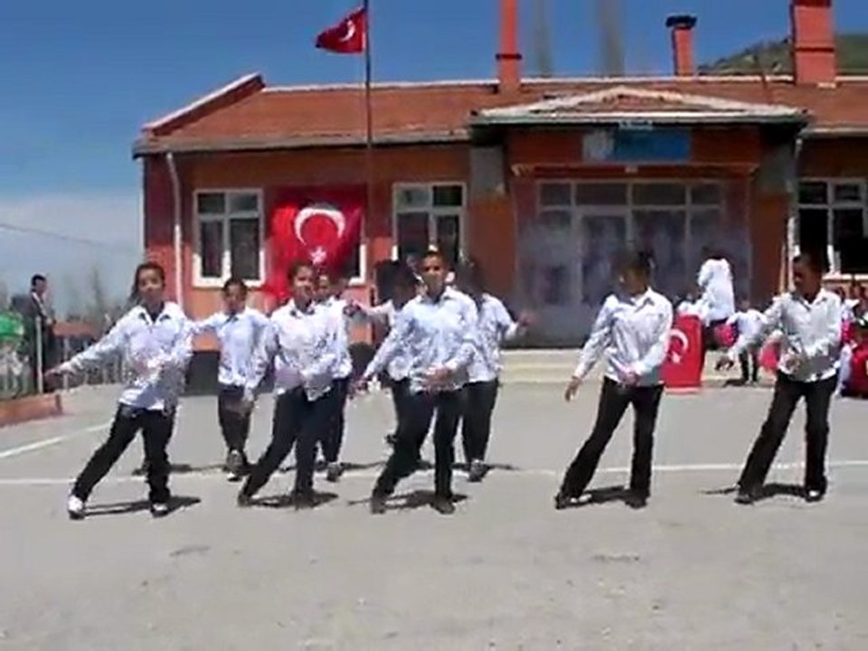 Narköy İ.Ö.O Folklör Ekibi "Ella ella"