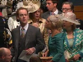 Guests start arriving for Royal wedding