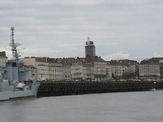 Nantes : navigation près quai de la Fosse