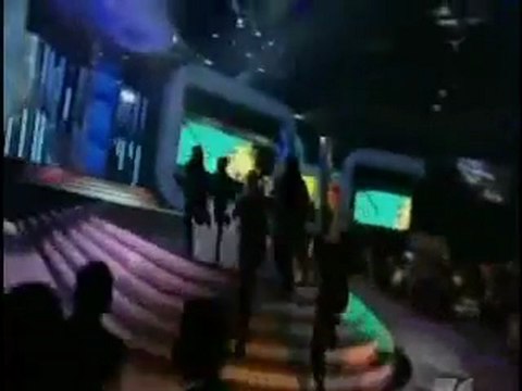 Don Omar y Lucenzo - Danza Kuduro y Tabbo ( Billboard 2011 )