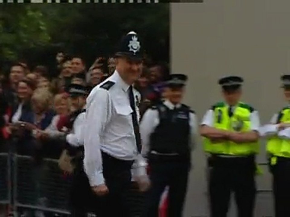 Policeman entertains the Royal crowds