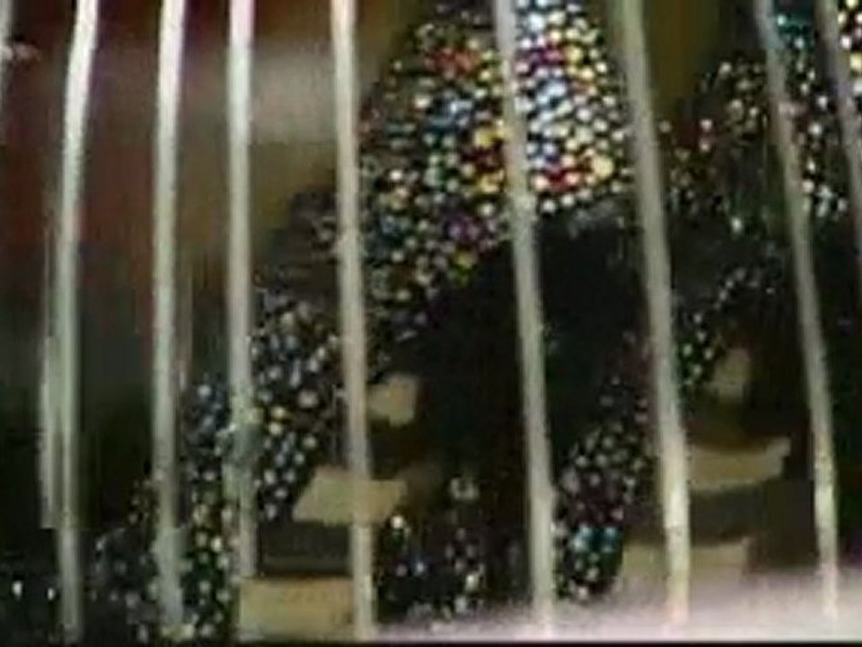 Quand l'art prend l'économie pour cible E1_1-2