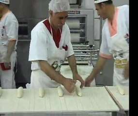 SARMAŞIK MAKİNA - Uzun Şekil Verme Makinesi/Moulder