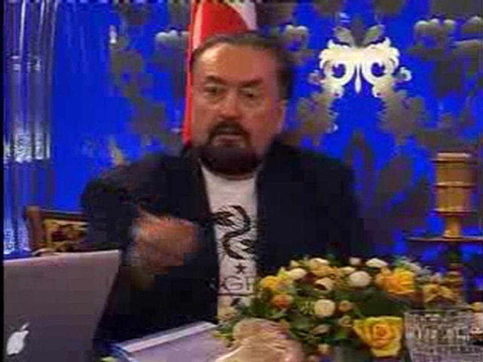 Şeytan Müslümanların birleşmesini önler, küfrün birleşmesini kolaylaştırır. Fakat en sonunda Mehdiyet galip gelecektir