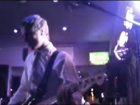 Wedding Bands and Cover Bands at warble-entertainment.com - Entertainment Agency Party Band The Hype