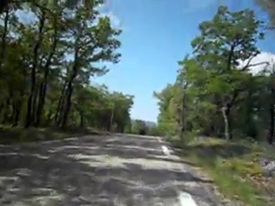 vers l'hotellerie de la ste Baume