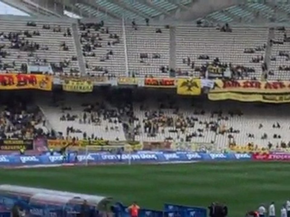 paiktes atromhtou ston agwnistiko xwro