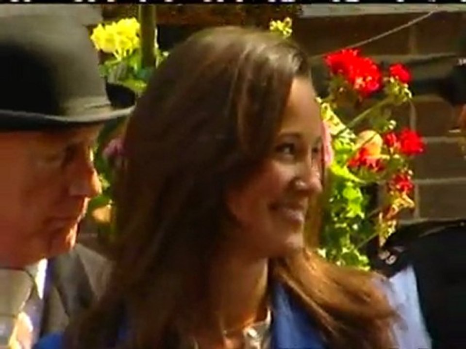 Middletons leave after Royal wedding celebrations