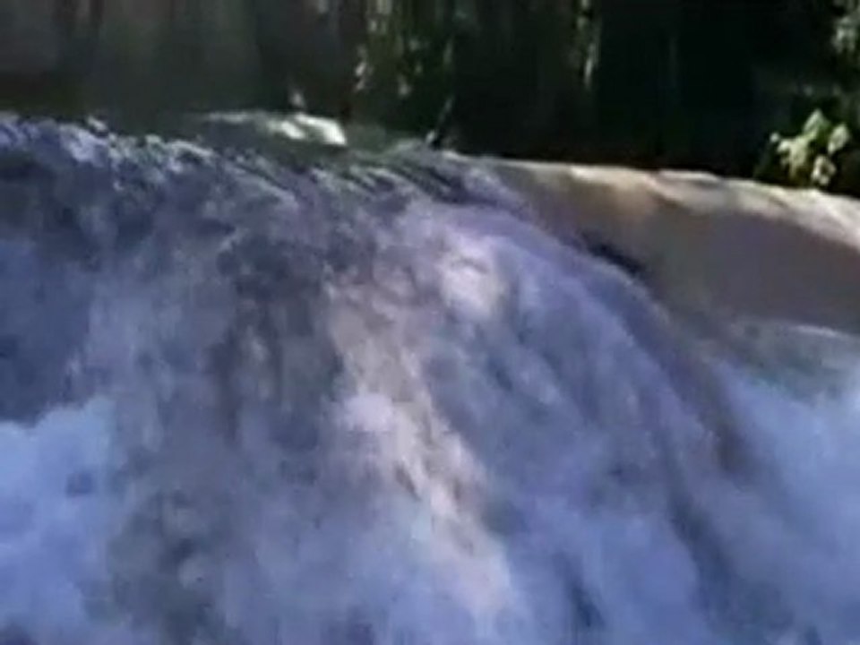 GEL GÖR BENİ AŞK NEYLEDİ