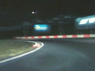 Shift 2 course de nuit a Brandshatch,en GT3