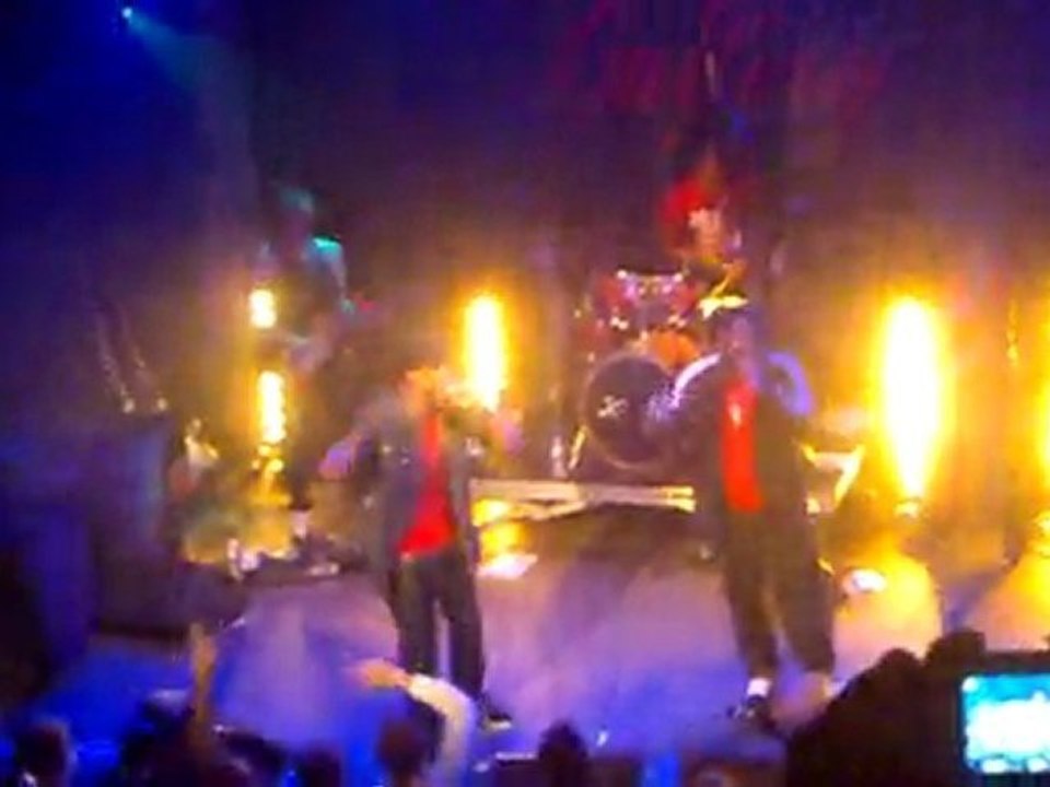 Sir Samuel live au Divan du monde 29/04/11