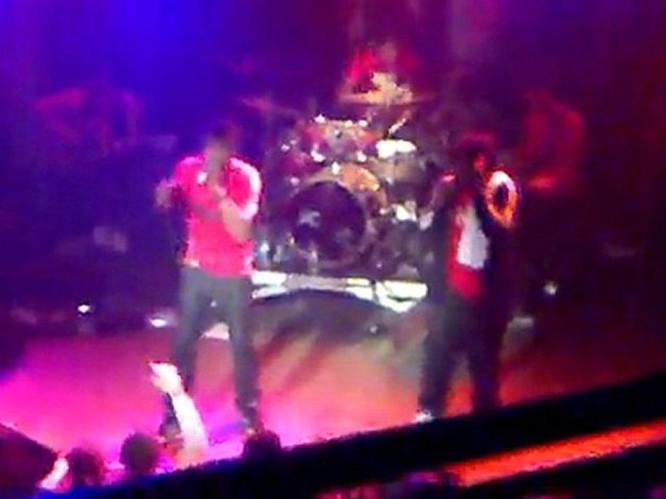 Sir Samuel live au Divan du monde 29/04/11 .