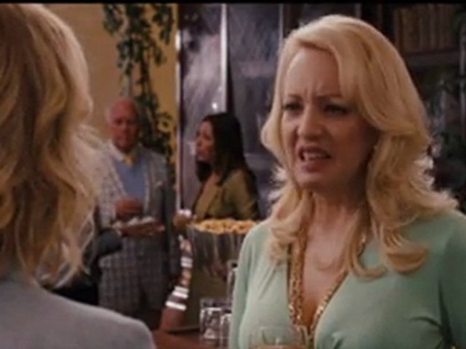 Bridesmaids - Rita tells Annie and Lillian about motherhood