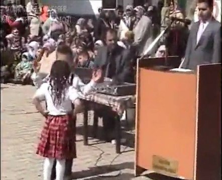 Deştiğin İlköğretim Okulu 23 Nisan 2011 Ulusal Egemenlik ve Çocuk Bayramı Anasınıfı Öğrencilerinin Gösterileri
