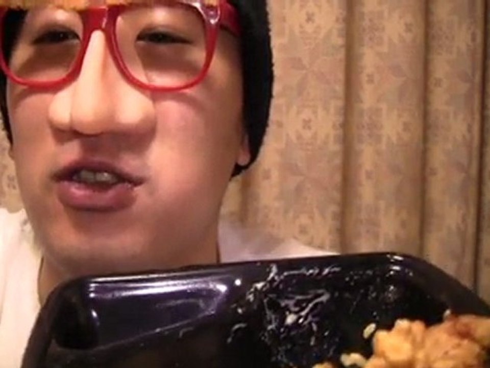 100円おにぎりと特のり弁当飯動画110429その2