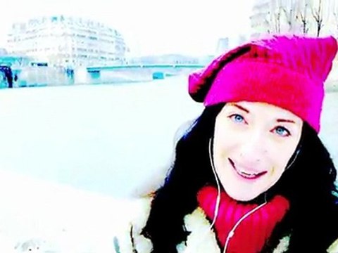 DELPHINE SERINA CHANTE