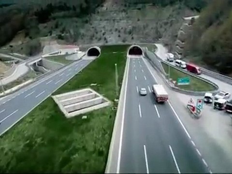Ak Parti İcraatlar Bolu Tüneli - 12 Haziran 2011 seçimi reklam filmi