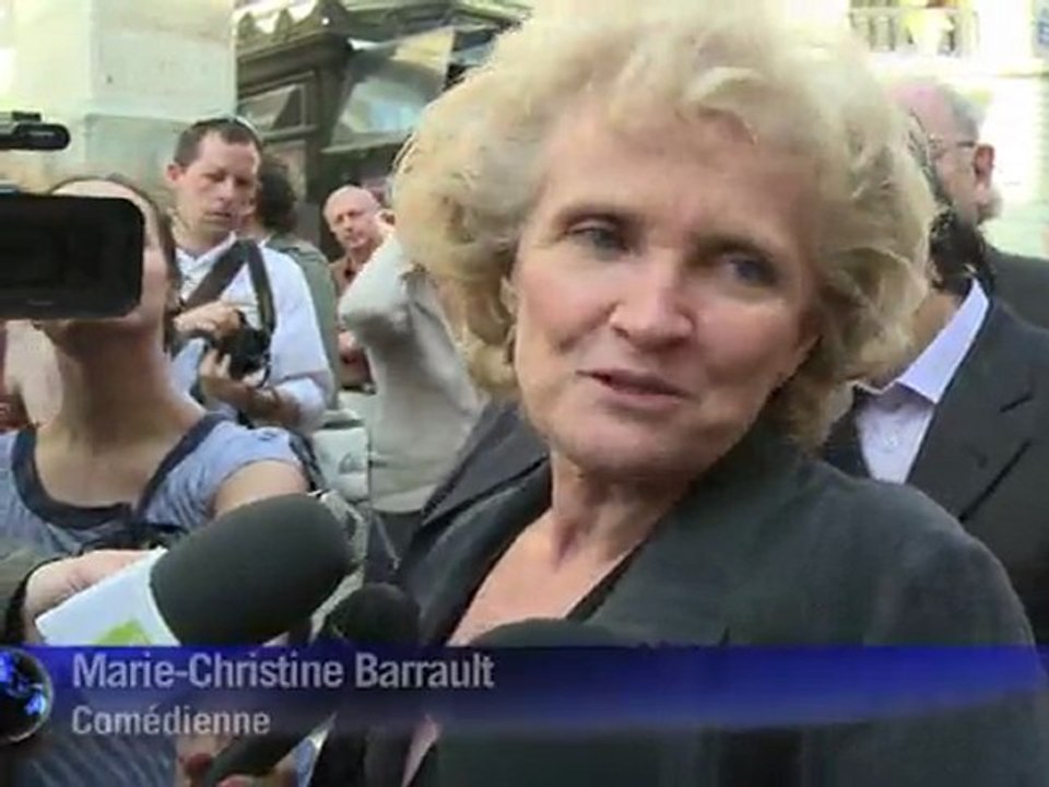 Dernier hommage à Marie-France Pisier en l'église Saint-Roch