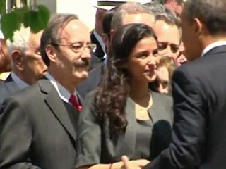 Obama rinde homenaje a víctimas en "Zona Cero" de Nueva York