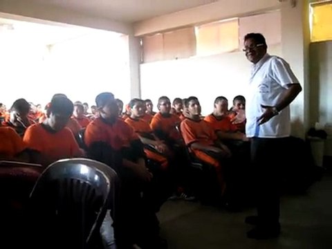 Dr Walter Davila ( ORATORIA Y LIDERAZGO 01) TELF.6500684 / 997717484