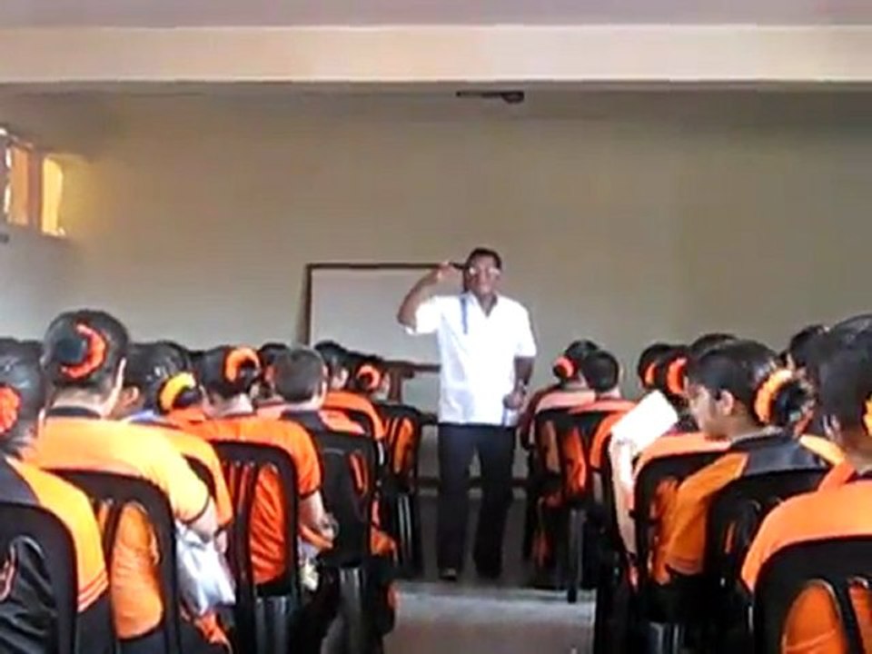 Dr. Walter Davila ( ORATORIA Y LIDERAZGO 02) TELF.6500684 / 997717484