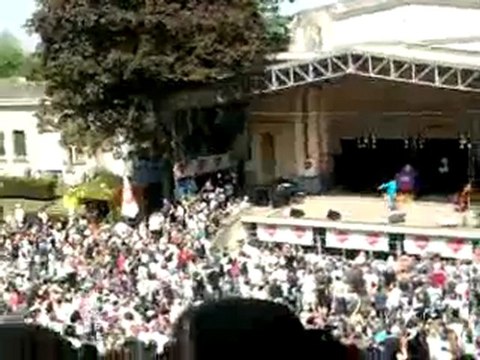 vlc-record-2011-05-01-21h17m39s-Vidéo0070.mp4-