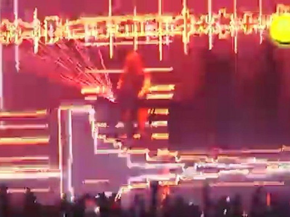 New David Guetta Track - 'Glasgow' live @ The Braehead ...