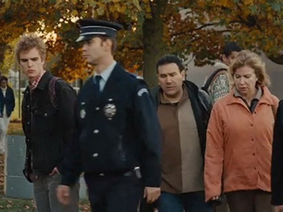 SIMON WERNER A DISPARU - Bande-annonce