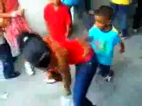 0278 - Gamins danse torride