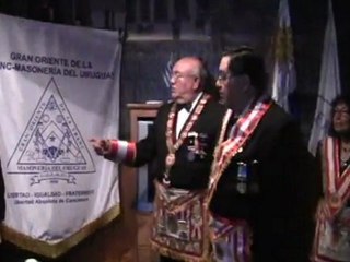 Gran Logia Constitucional del Peru Condecora estadarte del Gran Oriente de la Franc Masoneria del Uruguay