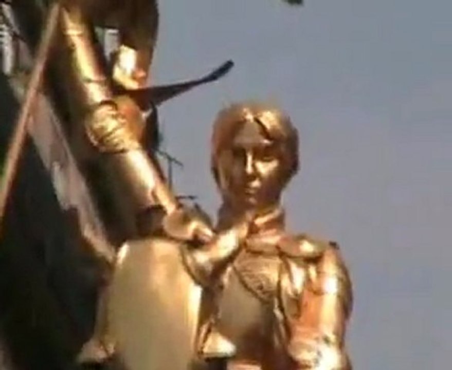 1er mai 2011 - Paris -  Jeanne d'Arc - discours Marine (3)