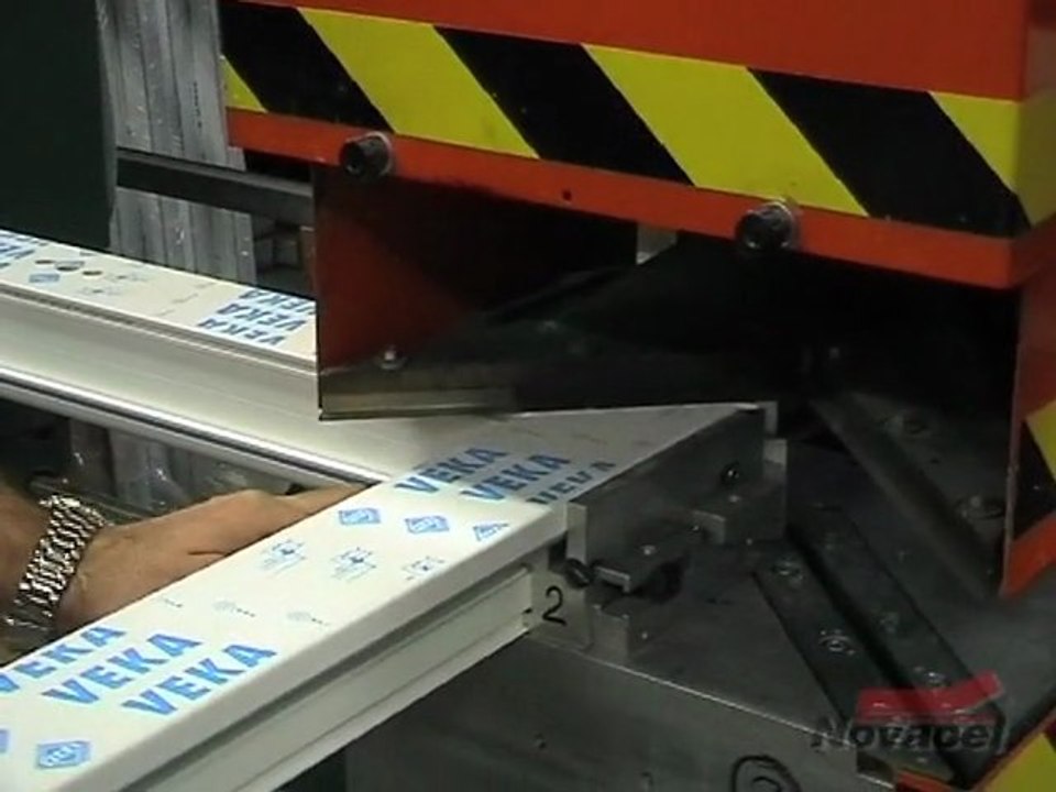 Films auto-adhésifs Novacel pour la protection temporaire des profilés