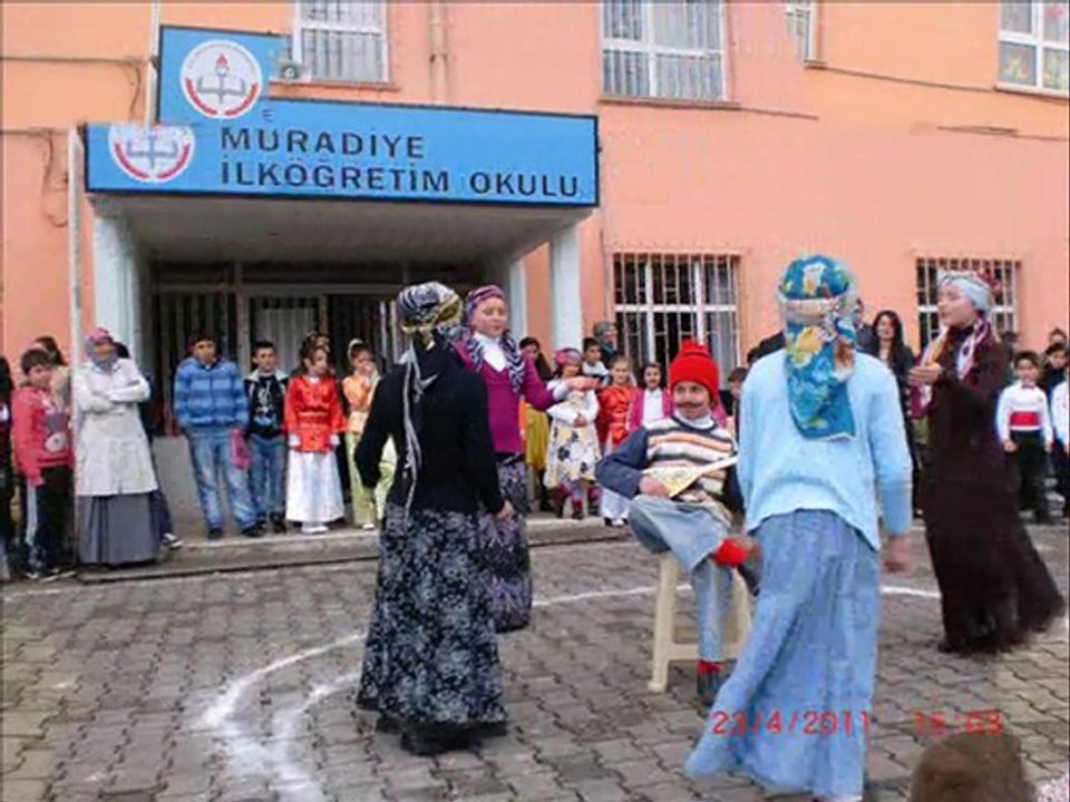 Muradiye İlkÖğretim Okulu 23 Nisan Kutlamaları 2011