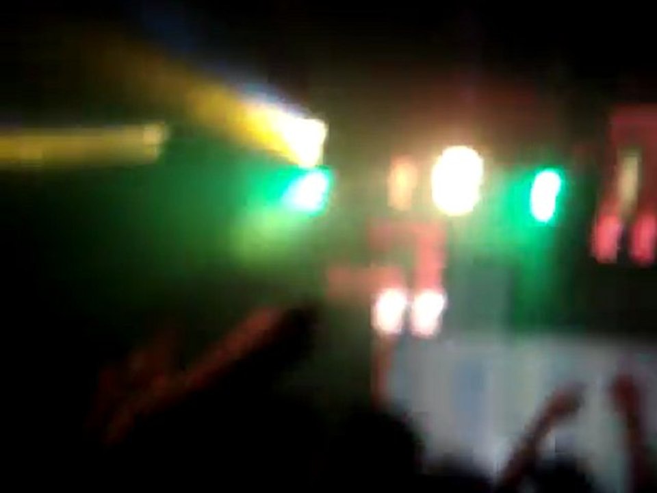 Soundgrail.com - Uffie - Difficult (Wolfgang Gartner Remix)