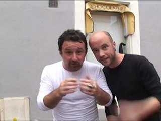 Arts de la rue - Les batteurs de pavés - L'épopée du petit pays