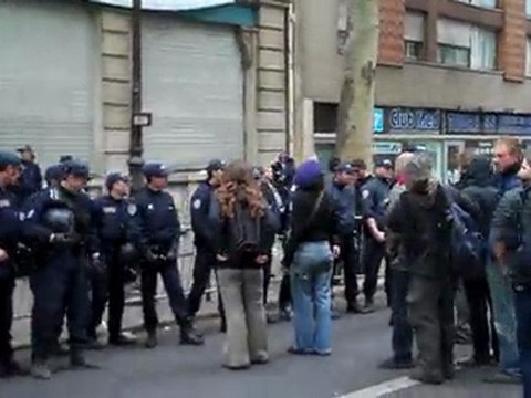 Manifestation de soutien aux sans-papiers tunisiens à Paris