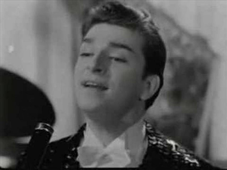 Gönül Aşık Oldu Sana - Zeki Müren