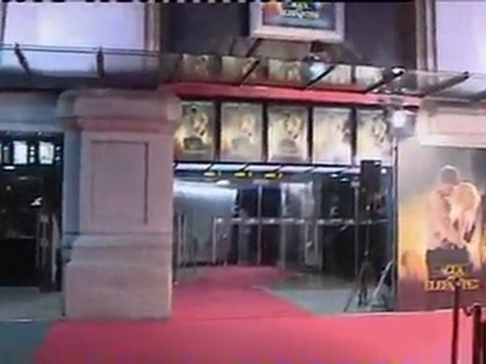 TodoTwilightSaga - Antena 3: Robert Pattinson revoluciona a sus fans en Barcelona