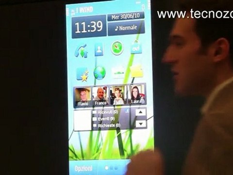 Nokia N8: Symbian 3 e Fotocamera