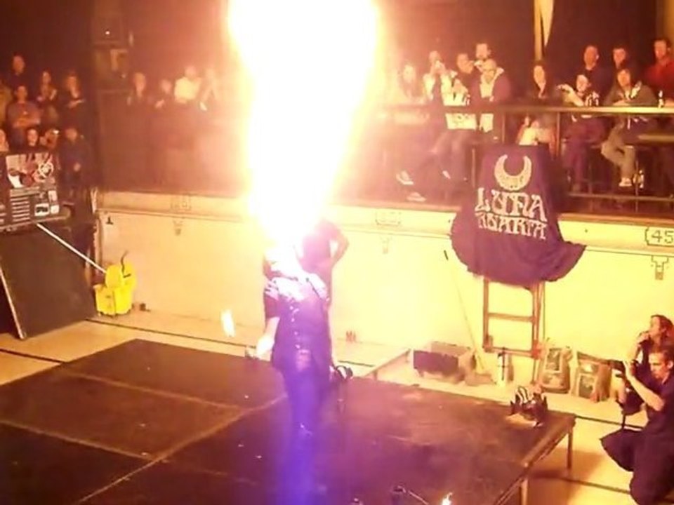 les maitres du feu montreal 2011...(10)