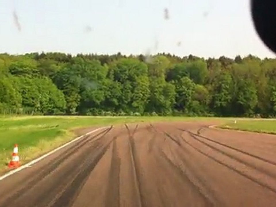 206 rc aux Ecuyers le 25/04/2011