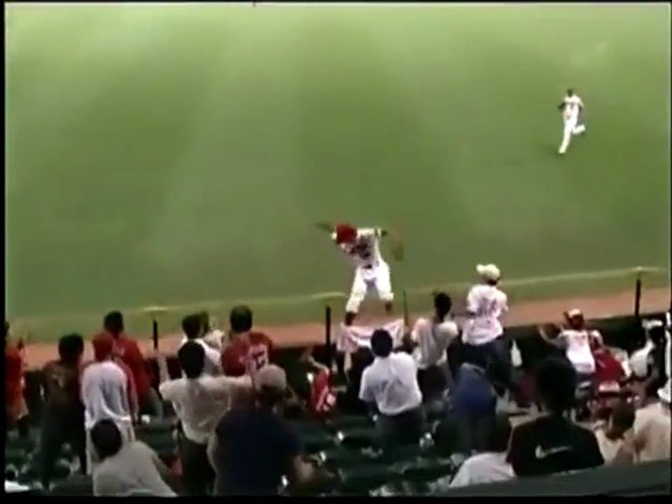 L'Uomo Ragno salva il fuori campo