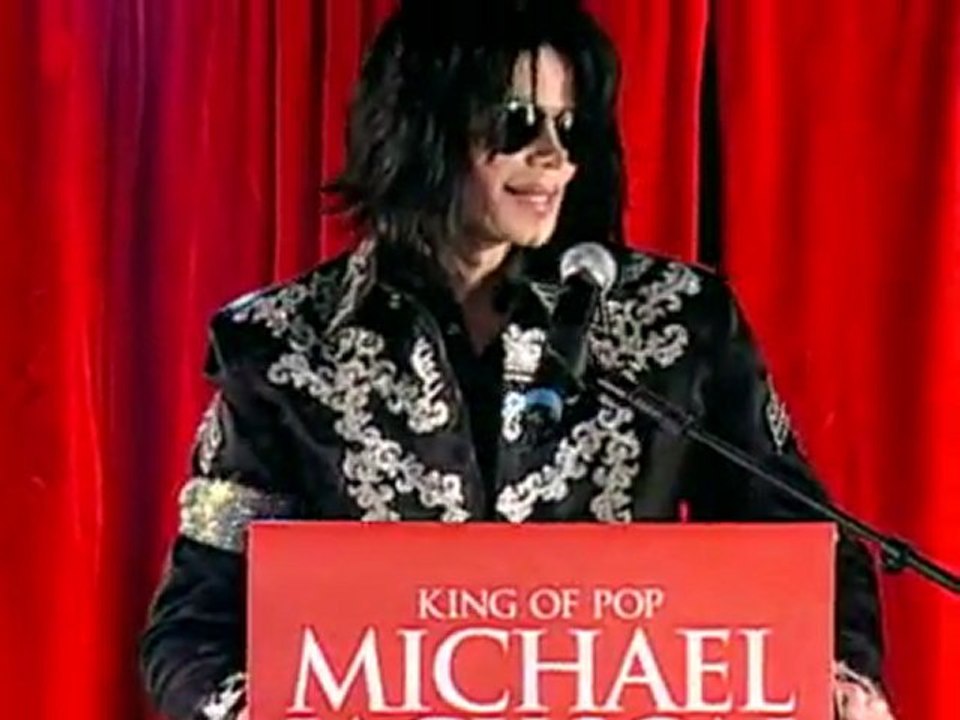 Jacko trial delayed