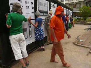 creation dans la rue sur la loire 42 2011