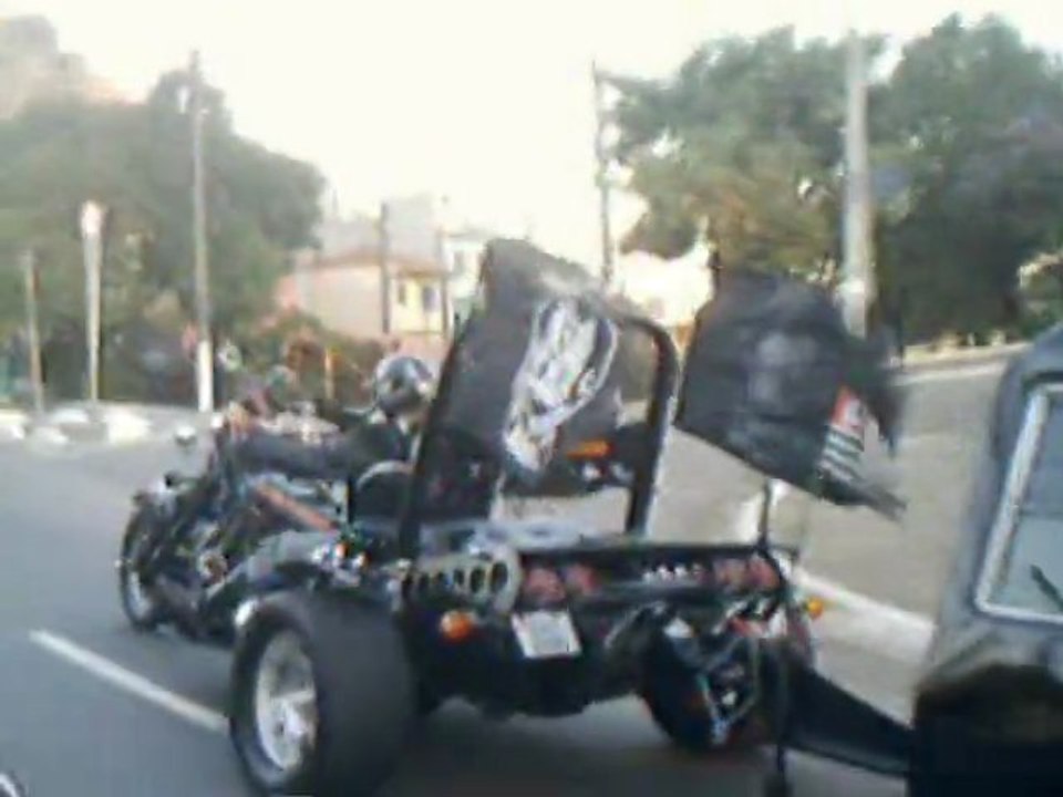 tic tic nerveux-musique de kid vinil-interpreté par armando