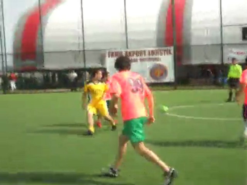 Fikstürlü Lig  Barcelona - Merkez Saat