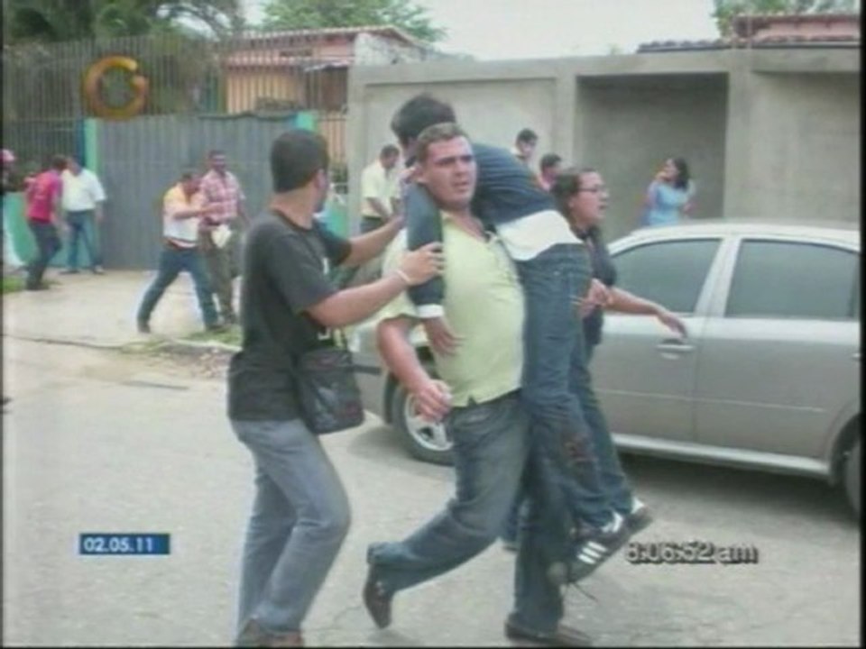 Lorent Saleh golpeado