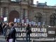 Manifestation d'Act Up-Paris et Aides devant le Sénat
