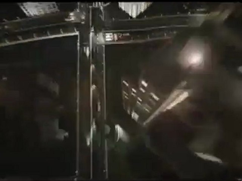 Turkcell Superonline Türkiye'de ışık hızında internet çağını başlatıyor.